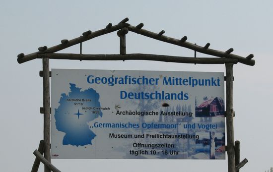 es gibt vier auf unterschiedliche Weise berechnete Mittelpunkte Deutschlands