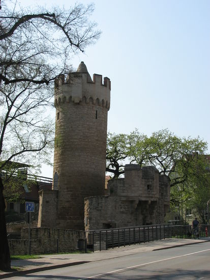 Pulverturm und Reste der Stadtmauer