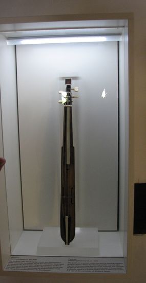 eine Porchette - 'Taschengeige'