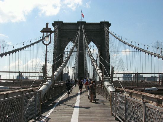 Manhattan-seitiger Brückenpfeiler