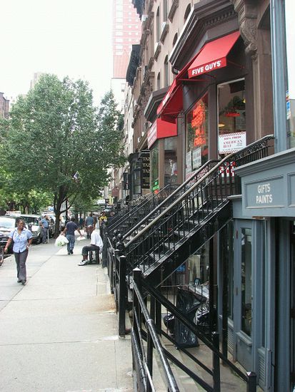 Montague-Street