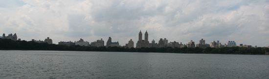 Blick auf Manhattan von Centralpark-See