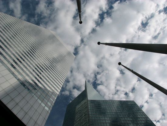 die ultra modernen Gebäude sind zwar beeindruckend, aber eigentlich doch recht 'einheitlich'