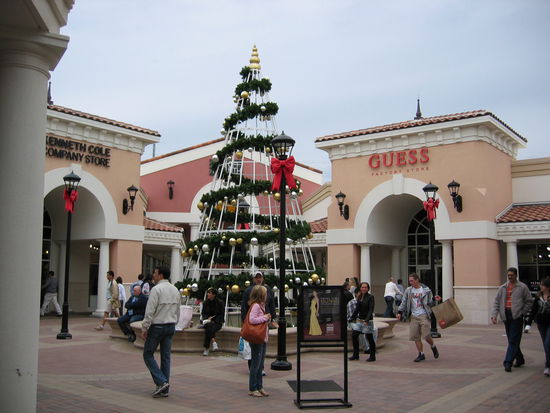 Premier Outlet Center - International Drive Orlando