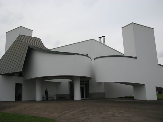 Architektur - angepasst an die 'inneren' Bedürfnisse der Ausstellungen