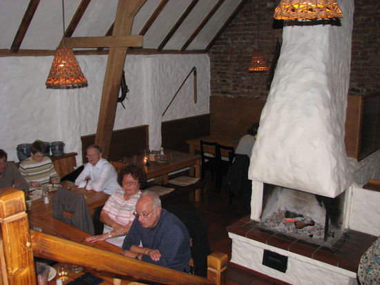 in der Straußenwirtschaft