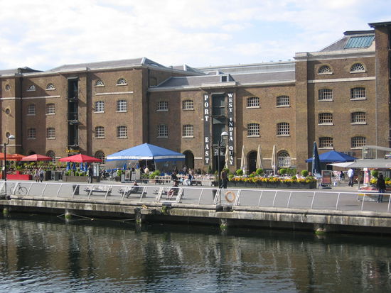 West India Quay - alte Lagerhäuser beherbergen heute