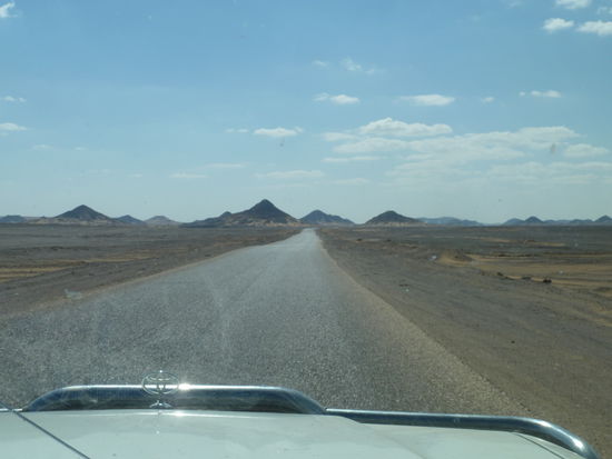 die einzelnen Vulkankegel sind schon von weitem zu erkennen