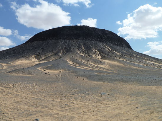 der zu umrundende Vulkankegel