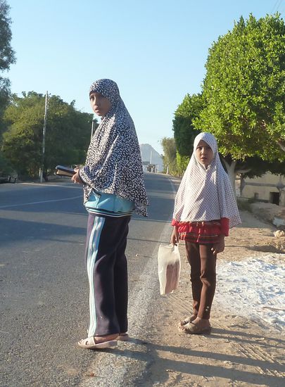 Kinder sind ja immer neugierig - schließlich sind wir doch Exoten