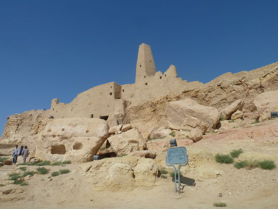 Orakeltempel - 29° 12' 17.99" N /  25° 32' 36.76" O