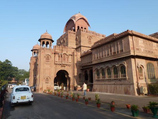 Laxmi Niwas Palace