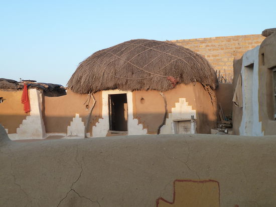 und farbenfrohe Innenhöfe