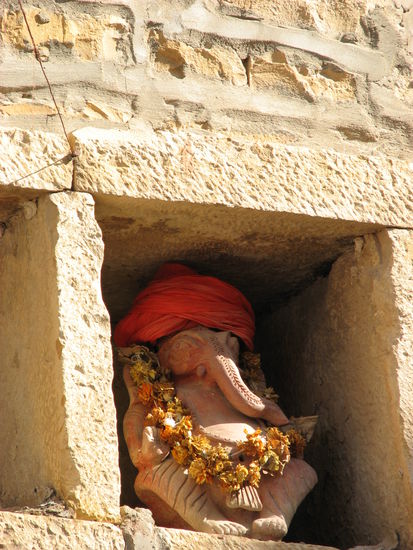 Götterbilder in den verschiedensten Formen