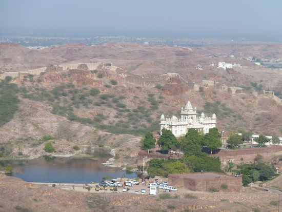 Blick vom Fort auf Jaswant Thada