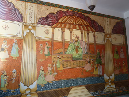 aber in jedem Flur findet man Wandgemälde