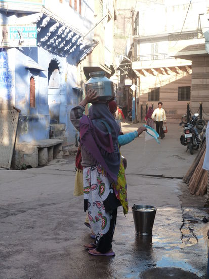 die Gefäße sind zwischen 15 und 20 kg schwer