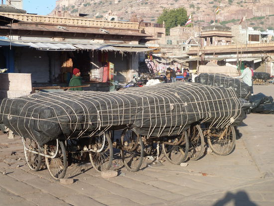 vieles ist noch verpackt