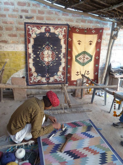 Handweber bei der Arbeit