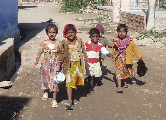 für die Kinder sind wir natürlich Exoten