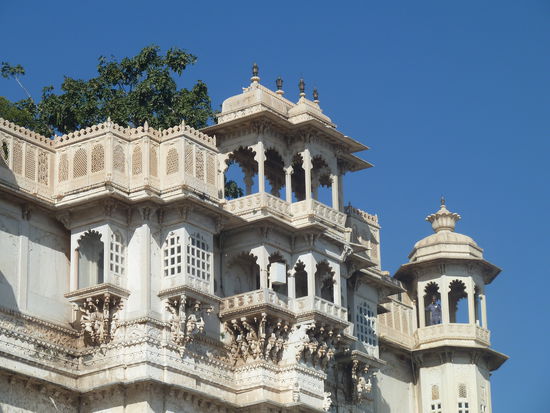 die viele Details der Fassade kann man gar nicht erfassen