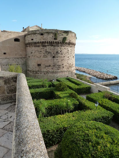 Das Castello Aragonese in Tarent wird auch Castel Sant'Angelo genannt