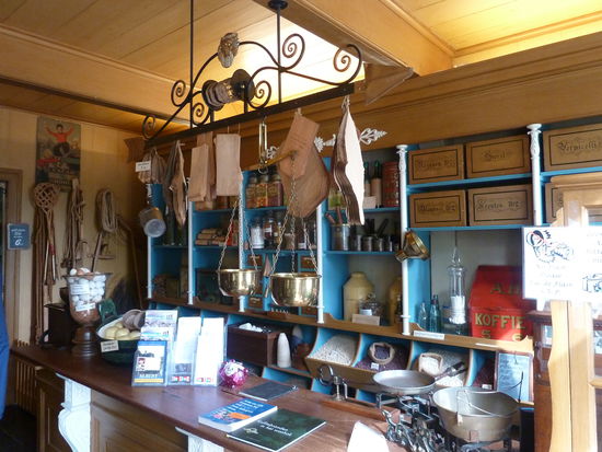 die erste Filiale der heutigen Supermarktkette Albert Heijn