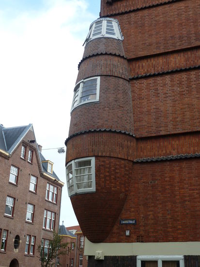 - aber praktisch scheinen die Erker in den Wohnungen nicht zu sein