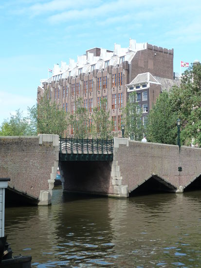 Brug 283 (1913-1914), Brücke über die Waalseilandsgracht