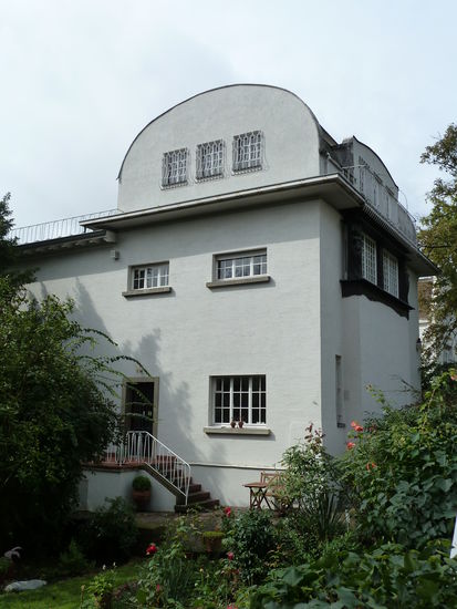 errichtet 1901 zur Ausstellung 1901 Ein Dokument
Deutscher Kunst von Olbrich