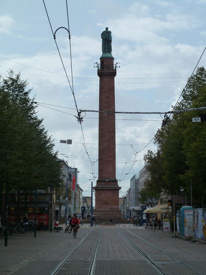 Ludwigsmonument
Ludewig I. Großherzog von Hessen und bei Rhein
