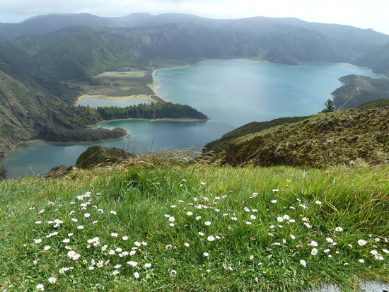 Lagoa do Fogo in der Inselmitte
