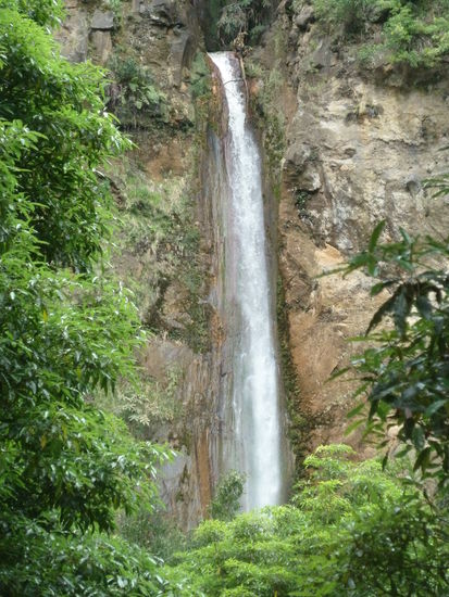wie eisenhaltig das Wasser sieht man an Stellen, wo es langsam fließt