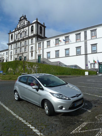 unser Mietwagen auf Faial