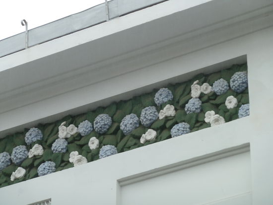 Hortensienband am Gebäude