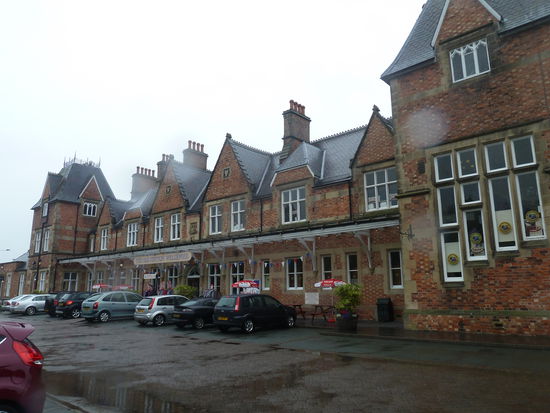 alter Bahnhof Welshpool - heute Outlet-Center der Edinborough Woolen Mill