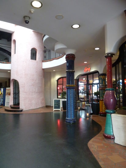 Die Gänge im Bahnhof