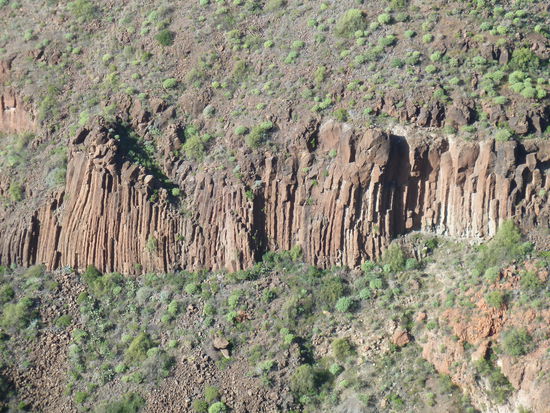 Basaltsäulen wie Orgelpfeifen