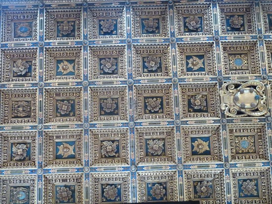 Kassettendecke daher aus dem 17. Jh.