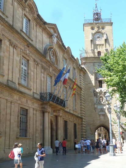 Hotel-de-Ville - von Piere Pavillon 1655-1670 erbaut