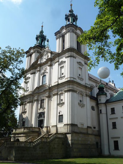 Paulinerkirche "Auf dem Felsen"