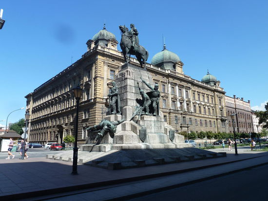 Eisenbahnverwaltung - neobarocke Stilelemente