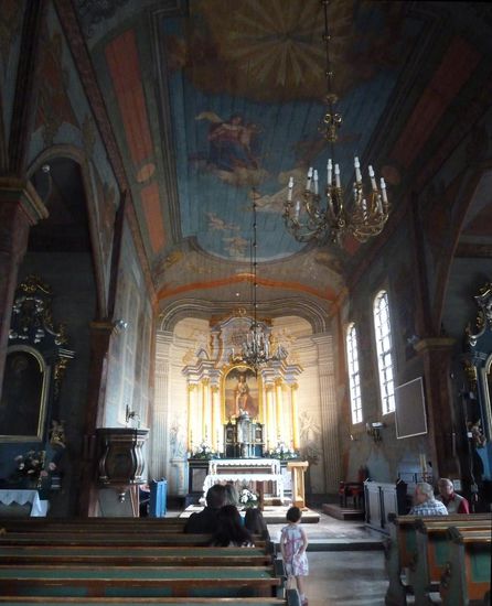 der Altar ist 'nur' an die Wand gemalt!