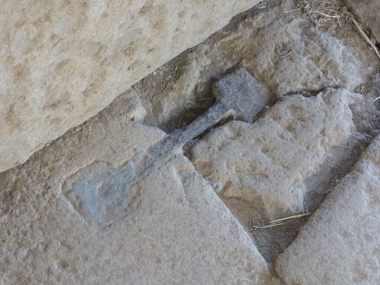 Verbidung zweier Steinblöcke