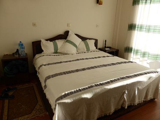 Die Zimmer liegen alle in Südlage mit herrlichem Weitblick über die Berglandschaft