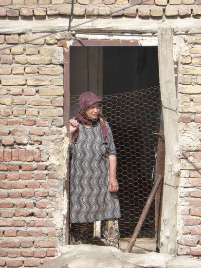 auch wenn mal die Haustüre fehlt und es ein Maschendraht tun muß