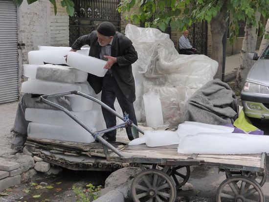 Eisblöcke sind bei uns wohl schon lange nicht mehr gefragt