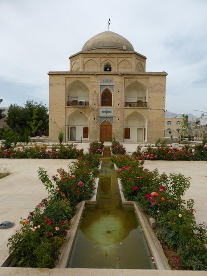 Mausoleum Bibi Dokthtaran