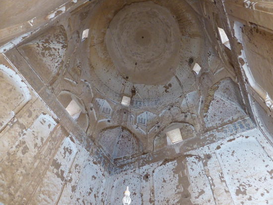 im Inneren steht wohl noch eine Restaurierung aus