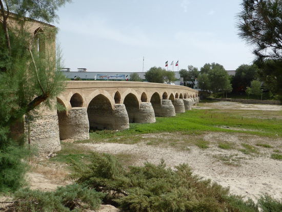 Pol-e-Shahrestan-Brücke - 32°37'38"N/ 51°43'04"E